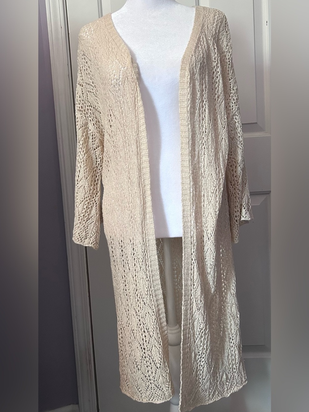 Women’s Cream Colored Open Front Duster Crotchet Cardigan By Blush BJ size M